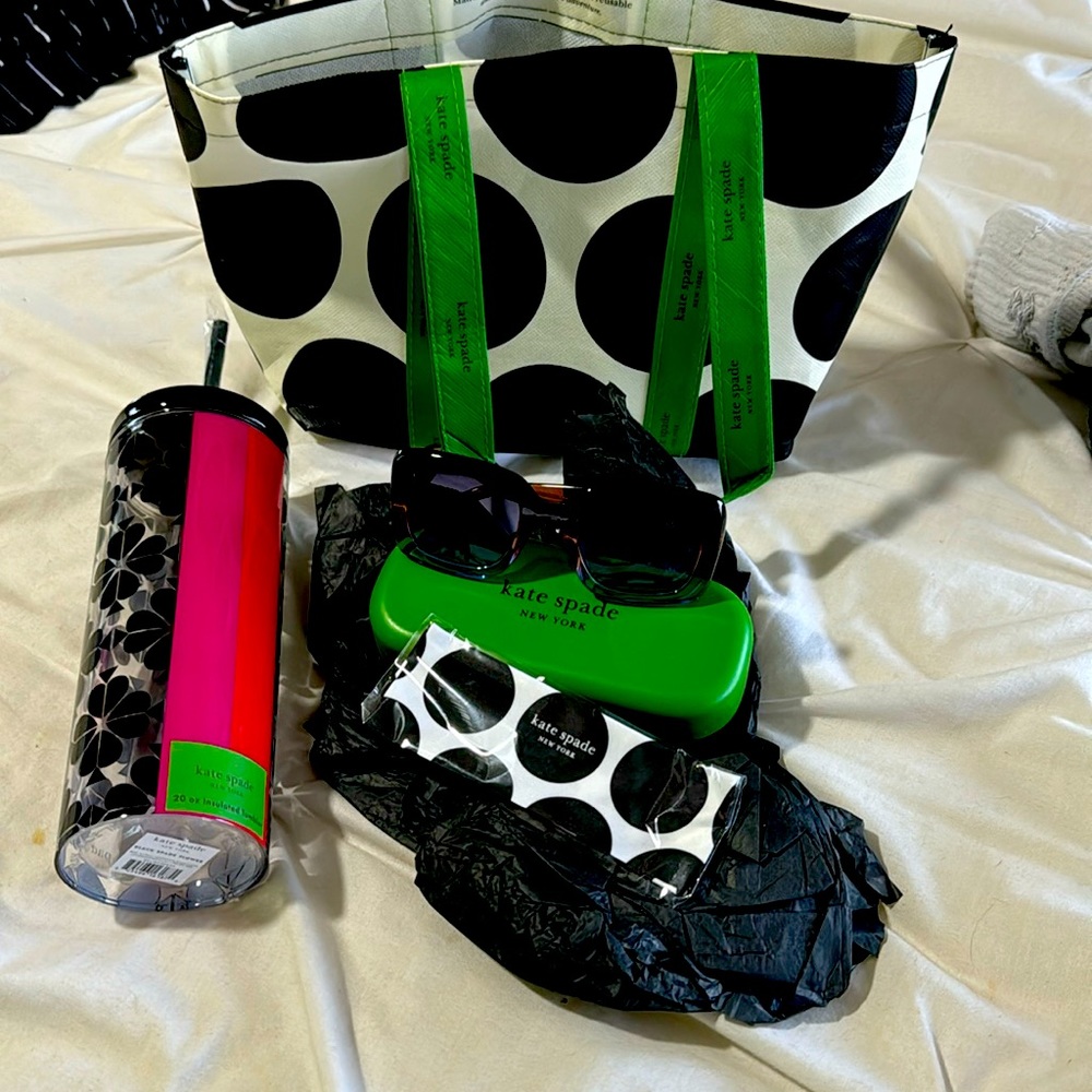 NWOT KATE SPADE GIFT SET